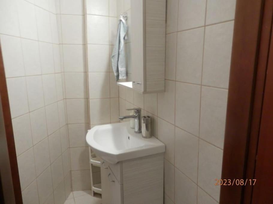 Areti Apartment *
