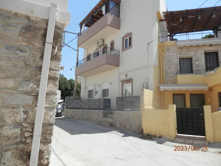 Apartment Areti *